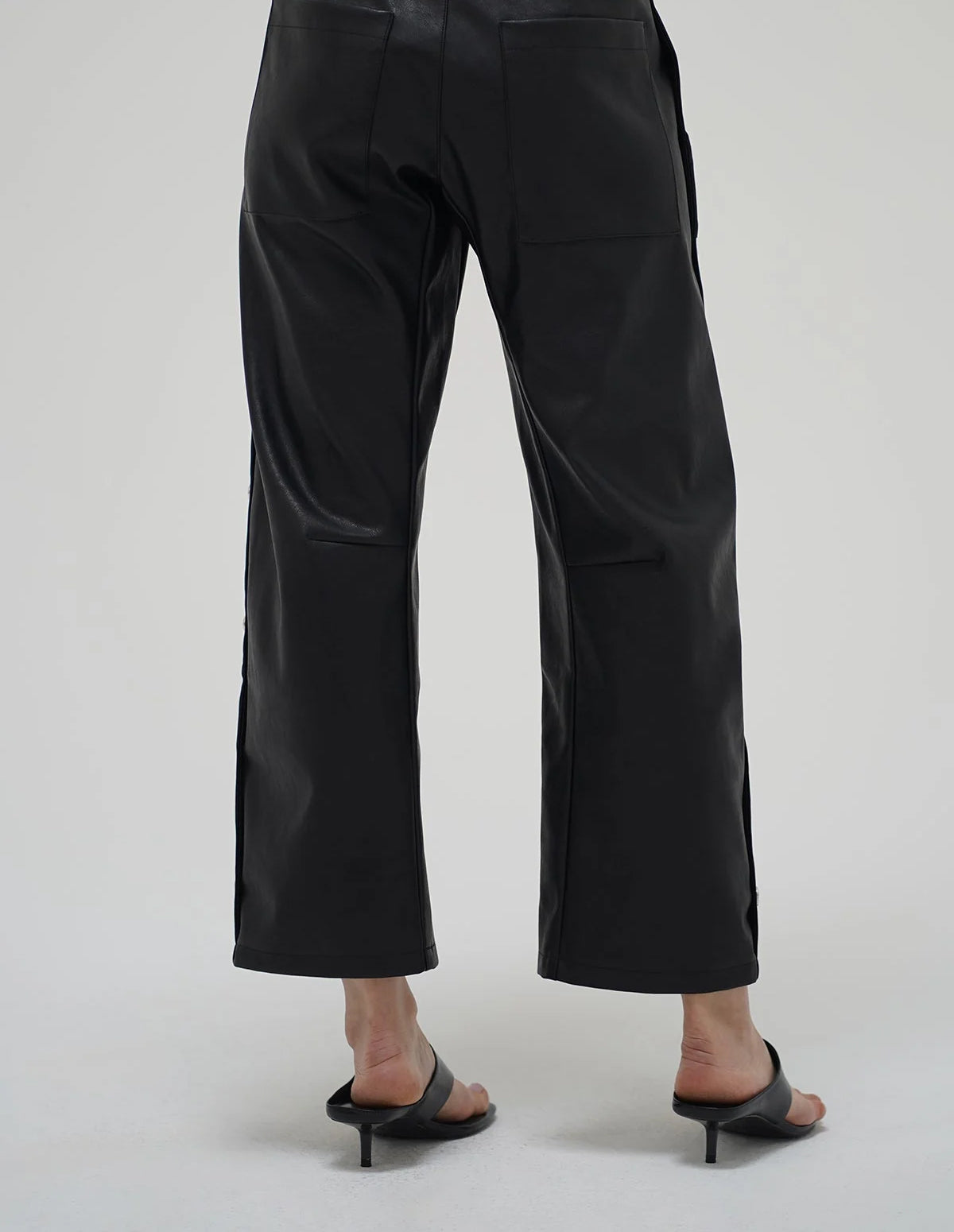 Simone Pant